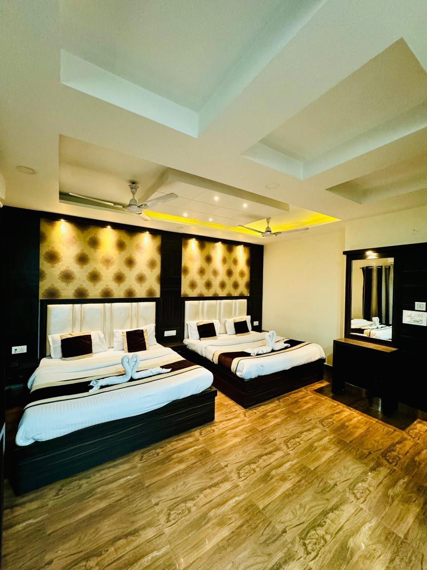 Hotel Kabir Residency 阿姆利则 外观 照片