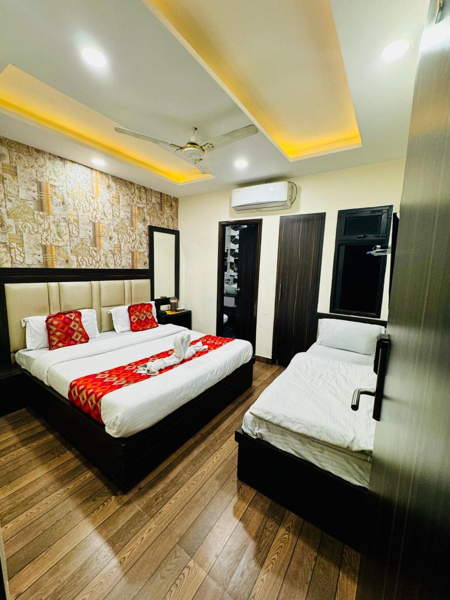 Hotel Kabir Residency 阿姆利则 外观 照片
