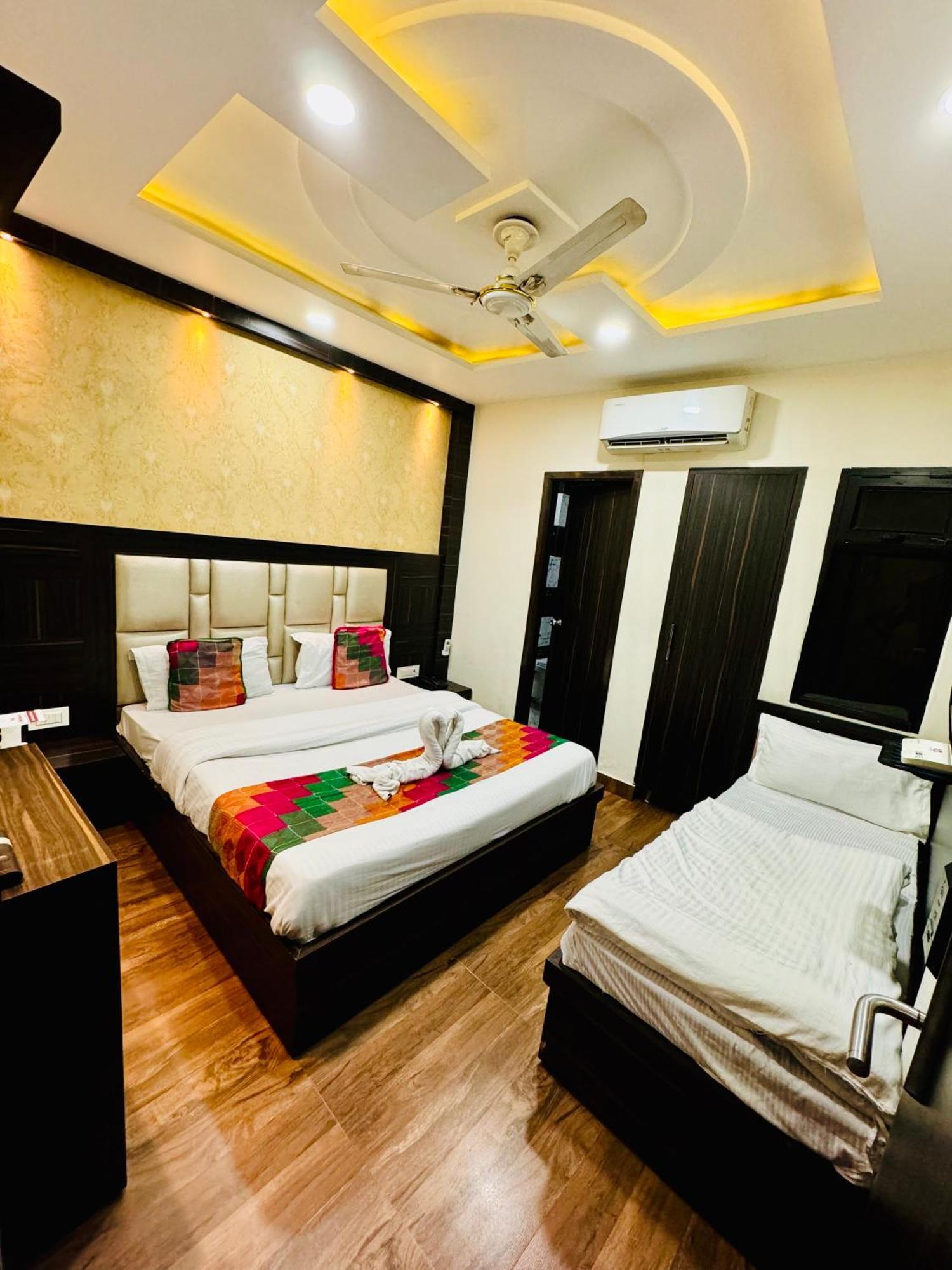 Hotel Kabir Residency 阿姆利则 外观 照片